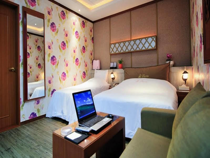 Fiore Hotel Gumi Exterior photo