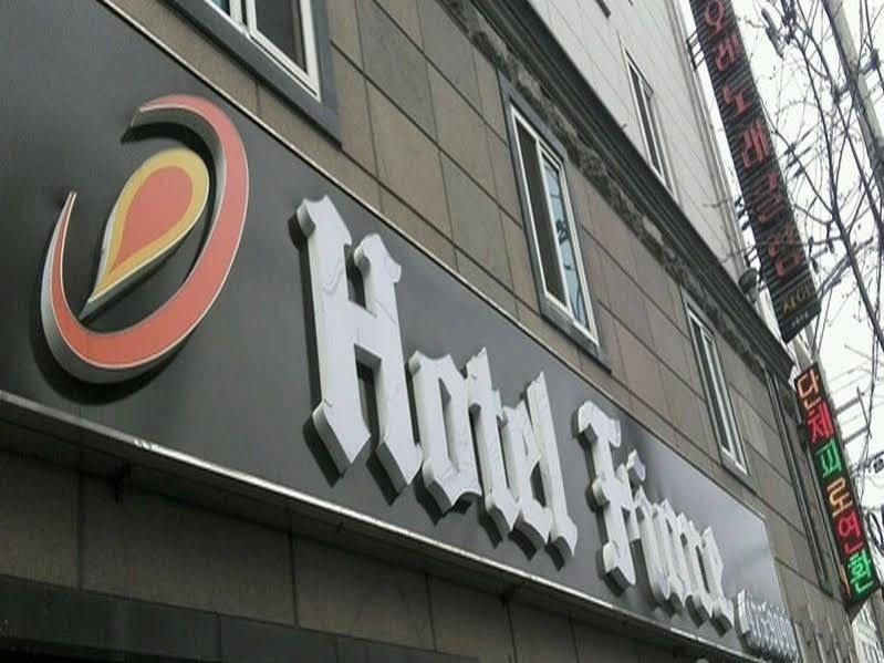 Fiore Hotel Gumi Exterior photo